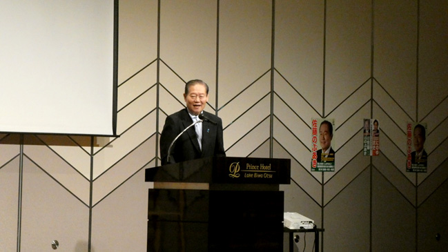 全日本トラック事業政治連盟最高顧問の坂本全ト協会長からご挨拶を頂きました。